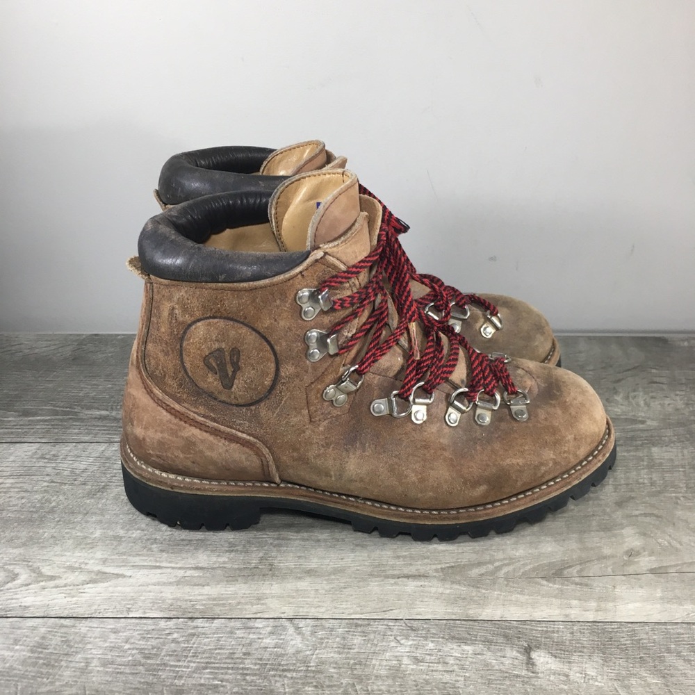 Vasque Mountaineering Hiking Men’s Boots Vintage Backpacking Lace Up Size 9.5 W
